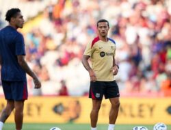 Klopp: “Thiago Telah Siap Menjadi Pelatih di Bayern!”