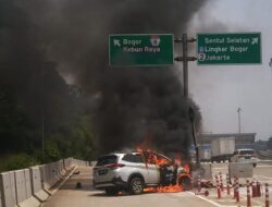 “Kecelakaan Mobil di Jagorawi: Sopir Ngantuk Sebabkan Tragedi dengan Api”
