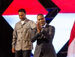 Patrick Kluivert: “Aku Tak Perlu Berunding dengan Namamu!”