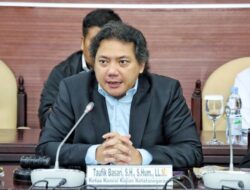 “Tobas: Lembaga Negara Wajib Berpijak pada Konstitusi, atau Hadapi Pelanggaran”