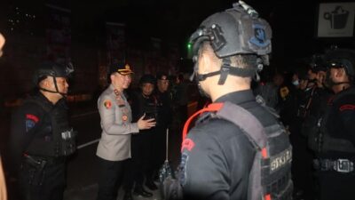 [Penyebab Ledakan di Farmasi Pondok Aren, Puslabfor Polri Ungkap Misteri!](https://example.com)