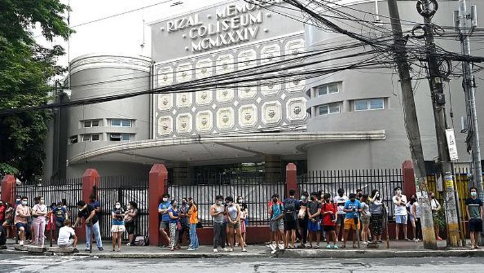 **Gempa M4,4 di Filipina Utara: Warga Baguio Berlarian ke Luar Gedung, Pemicu Ketakutan Massal**