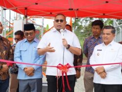 **Andre Rosiade Resmikan BTS Telkomsel, Sinyal Baru Hadir di Pintu Angin Agam**