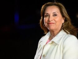 “Peru Memanas, Presiden Dina Boluarte Dimakzulkan! Krisis Berkepanjangan?”