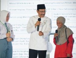**Kunjungi Kediri, Gus Ipul Terpesona Bakat Siswa Sekolah Rakyat yang Membangkitkan Harapan**