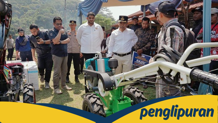 Anggota DPR Rajiv Salurkan 204 Unit Alsintan ke 50 Kelompok Tani di Jabar - Update 1