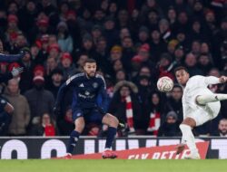 Arsenal Kena Denda Rp 11 M, Violasi Tiket Piala FA Semakin Meledak!