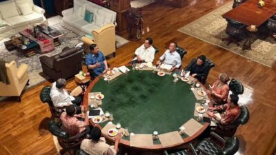 Malam Minggu Prabowo, Muzani, dan Yusril Bertemu di Hambalang—Apa yang Diputuskan?