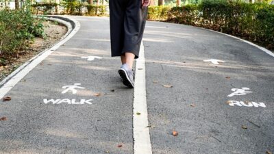 “4 Tren Jalan Kaki Viral yang Bisa Dicoba, Termasuk Japanese Walking”