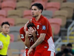 Timnas Indonesia di Mata Kluivert: Berkembang atau Hanya Gaya?