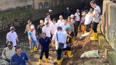 Menteri LH Bersih-bersih Sungai Cipinang Bareng Pemkot Depok, Solusi Riil untuk Depok yang Lebih Baik?