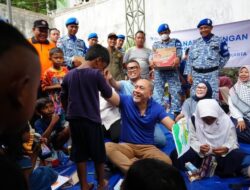 Zulhas Berikan Harapan Baru dengan Bantuan Pangan dan Modal Usaha bagi Korban Kebakaran Pengadegan