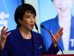 **Calon PM Jepang, Sanae Takaichi, Kena Kontroversi Soal ‘Work-Life Balance’**
