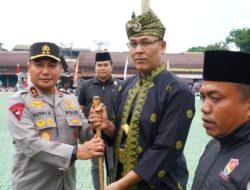 Tongkat Komando Diserahkan, Dubalang Riau Resmi Jaga Alam