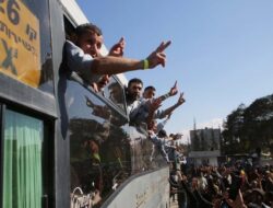 Trump Siap Temui Warga Ditahan Hamas di Israel, Tren Ketegangan Naik!