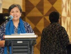 “Lestari Moerdijat: Menjebak Perempuan & Anak dalam Ruang Digital yang Aman”