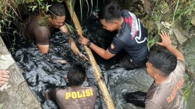 Polresta Cilacap Kolaborasi dengan Warga Bersihkan Sumbatan Pemicu Banjir – Update 1