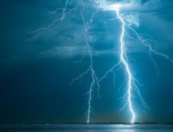 5 Nelayan di Pandeglang Tersambar Petir, 1 Orang Tragis Tewas saat Melaut