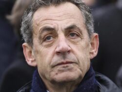 Mantan Presiden Prancis Nicolas Sarkozy Akan Mulai Dibui 21 Oktober: Akhir dari Era atau Pembenaran Keadilan?
