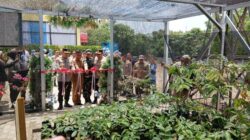 “Kapolda Riau Ajak Warga Tanam Pohon: 5 Tahun Lagi Bisa Berteduh di Bawahnya”