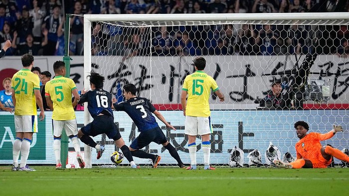 **Jepang Vs Brasil: Comeback Menakjubkan! Samurai Biru Balikkan 3-2 di Pertandingan Uji Coba**