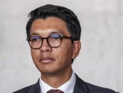 **Kantor Kepresidenan Madagaskar Tolak Militer Ambil Alih: Upaya Kudeta**