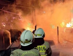 Tragedi Pedamangan: 4 Jiwa Hilang dalam Kebakaran Dini Hari