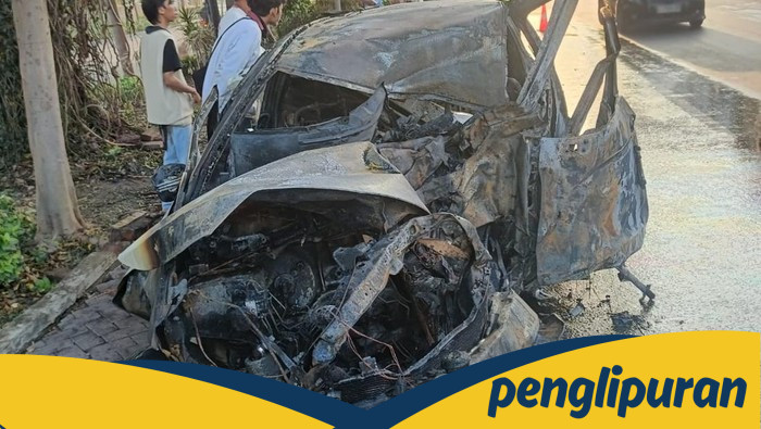 Tragedi Mobil Tabrak Pohon di Surabaya: 2 Jiwa Hilang, Diduga Sopir Mabuk!
