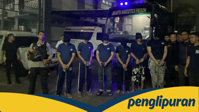**Tampang Ammar Zoni Saat Dipindah ke Nusakambangan: Mata Ditutup, Tangan Diborgol, Fakta Mengejutkan Terkuak!**