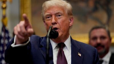 **Trump Ancam Izinkan Serangan Israel Jika Hamas Gagal Patuhi Gencatan**