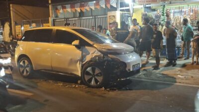 Fortuner Tabrak Mobil Listrik di Bogor, 1 Orang Luka Berat