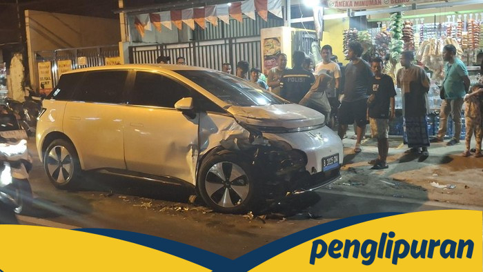 Fortuner Tabrak Mobil Listrik di Bogor, 1 Orang Luka Berat