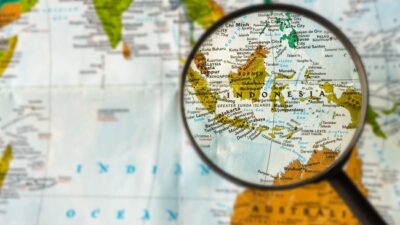 “Cerita Telkom Sambungkan Internet Hingga Ujung Timur Indonesia: Menyambungkan Mimpi Digital di pelosok Negeri”