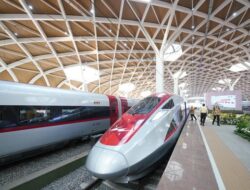 Tiket Online Whoosh Sempat Bermasalah Bikin Antrean Panjang, Kini Sudah Normal – Update 1