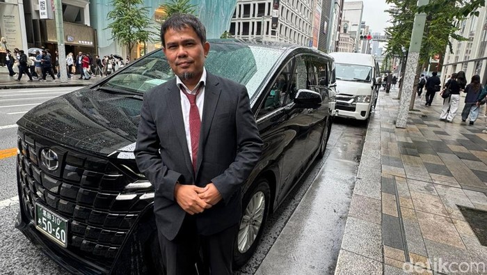 Dari Padang ke Tokyo, Kisah Uda Jon成创业者 rental mobil premium