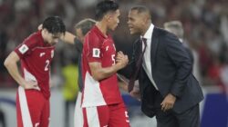 Kluivert: Pemain Eropa yang Gemilang, Tapi Taklayak Jadi Pelatih!