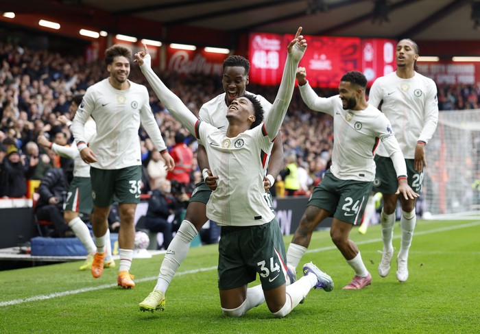 [Chelsea Menang Telak atas Nottingham, Si Biru Berjaya 3-0]