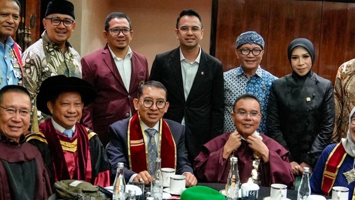 Hadiri Sidang Senat UKRI, Menbud Gugah Pentingnya Ilmu untuk Negeri