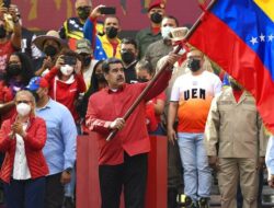 “Konfrontasi Internasional: Pasukan Maduro Vs. Militer AS di Venezuela”