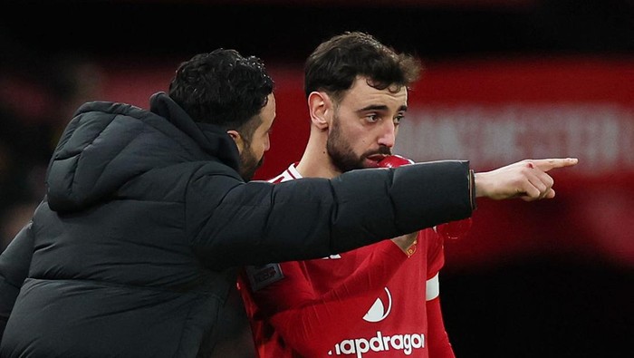 Bruno Fernandes Berani Dukung Ruben Amorim di MU, Apakah Ini Awal Perubahan Besar?