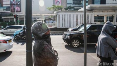 BMKG Imbau Warga Hindari Paparan Matahari Langsung Jam 10-16 WIB, Ini Alasannya!