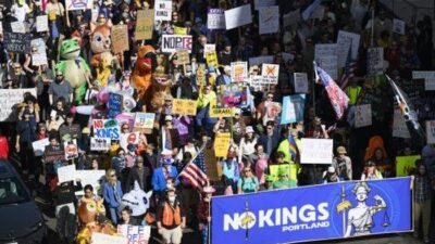 Demonstrasi Ganas “No Kings” Teriak Kebijakan Trump di Street!