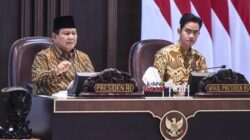 “Prabowo-Gibran Dinilai 78,1% di Survei Poltracking: Apakah Ini Indikator Sukses atau Peringatan?”