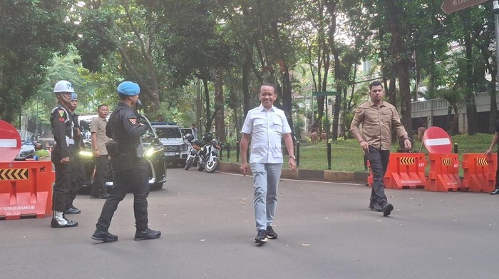 Ratas di Kertanegara: Bahlil Ringsek Prabowo Soal B50 dan Sumur Rakyat!