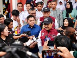 [Akhir Pekan di Sekolah Rakyat, Letkol Teddy Beri Pujian-Motivasi ke Siswa]