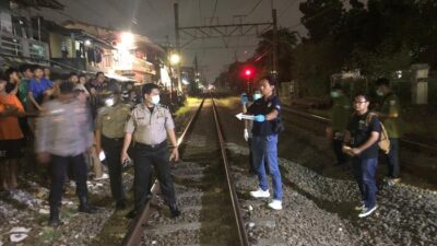 Wanita Hamil Tewas Tertabrak KRL di Tebet, Diduga Hilang Konsentrasi