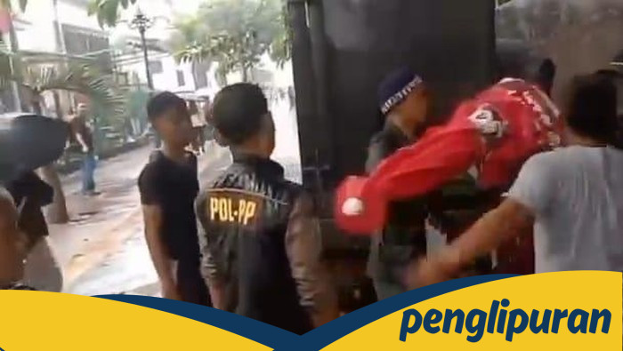 Ricuh Penertiban PKL di Bogor: Pedagang Tolak Dagangan Disita, Viral di Media Sosial