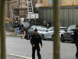 “Museum Louvre Dibobol: Menteri Prancis Terpaksa Akui Kegagalan Keamanan”