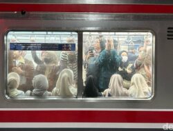 **Gangguan KRL Tanah Abang-Rangkasbitung di Jam Pulang, Ribuan Penumpang Terjebak!**