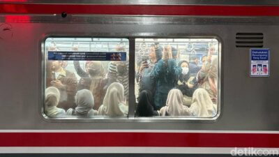 **Gangguan KRL Tanah Abang-Rangkasbitung di Jam Pulang, Ribuan Penumpang Terjebak!**